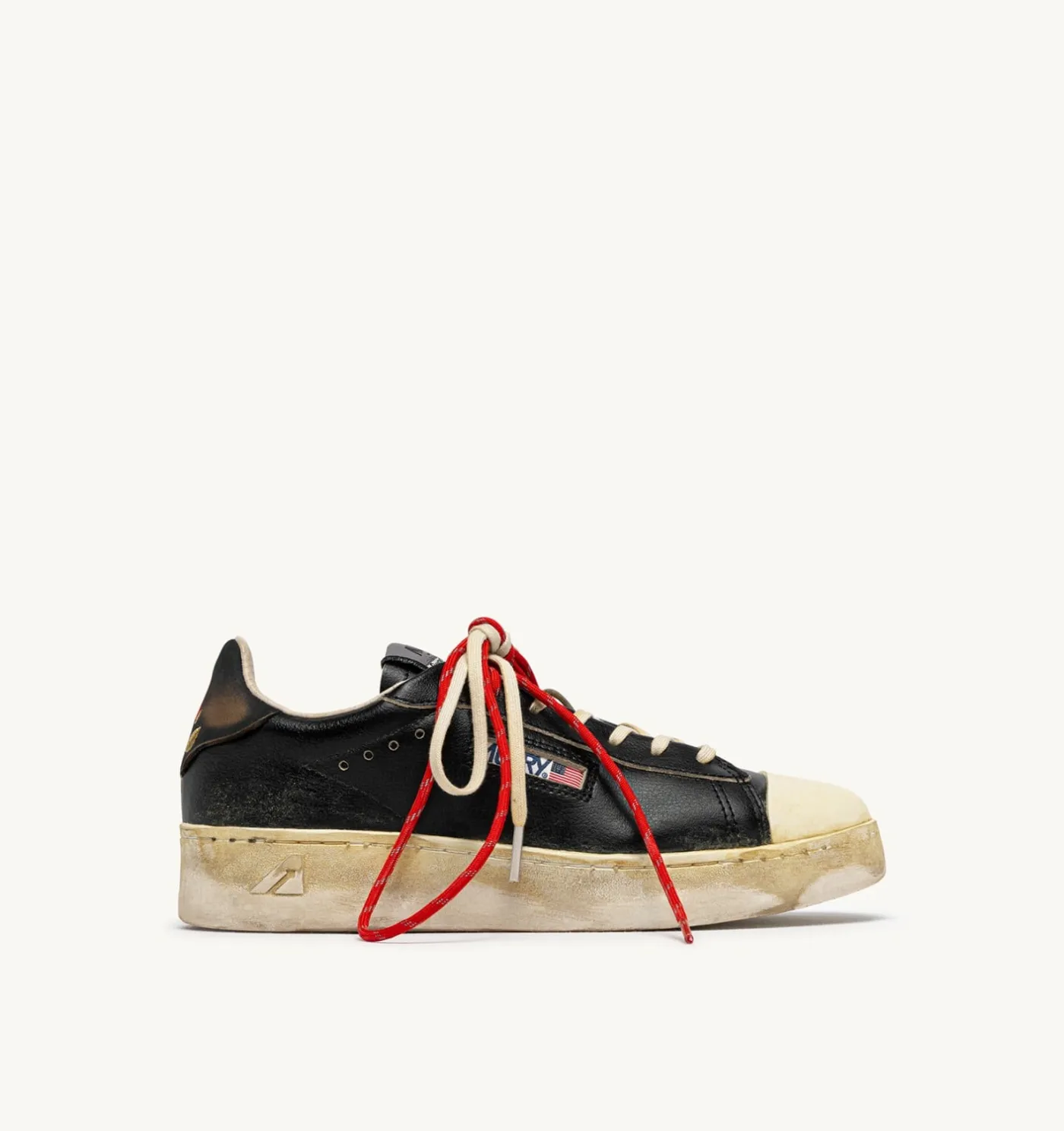 SNEAKERS DALLAS LOW SUPER VINTAGE IN PELLE NERA